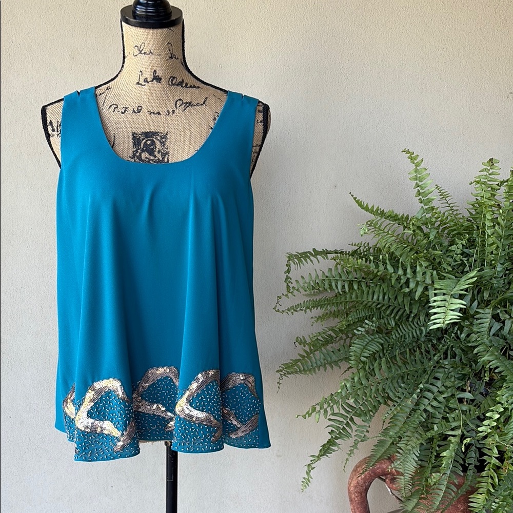MM Couture top